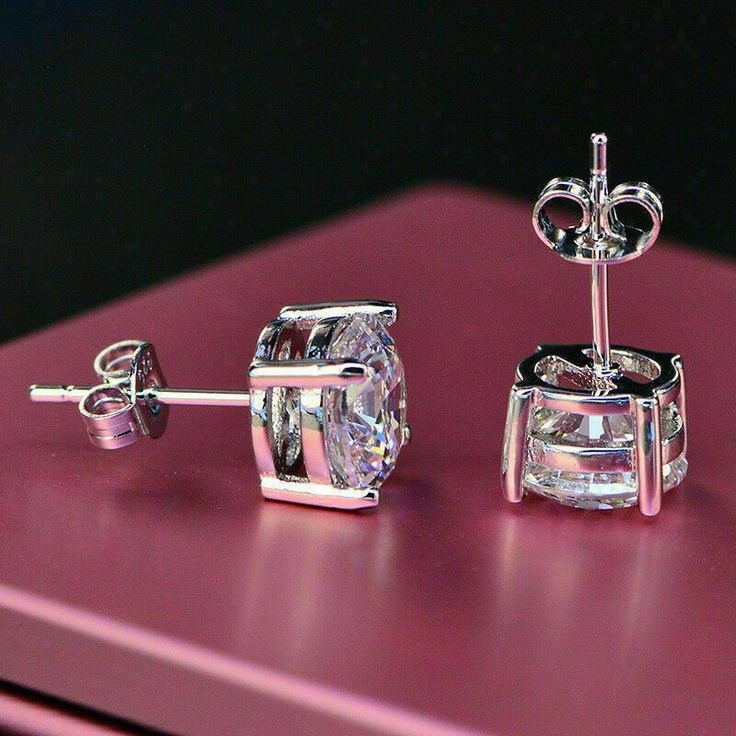 Moissanite